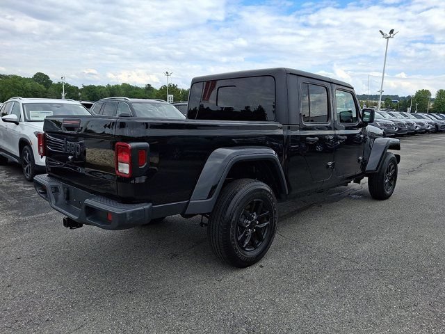 Certified 2023 Jeep Gladiator Sport AWD/4WD image 8