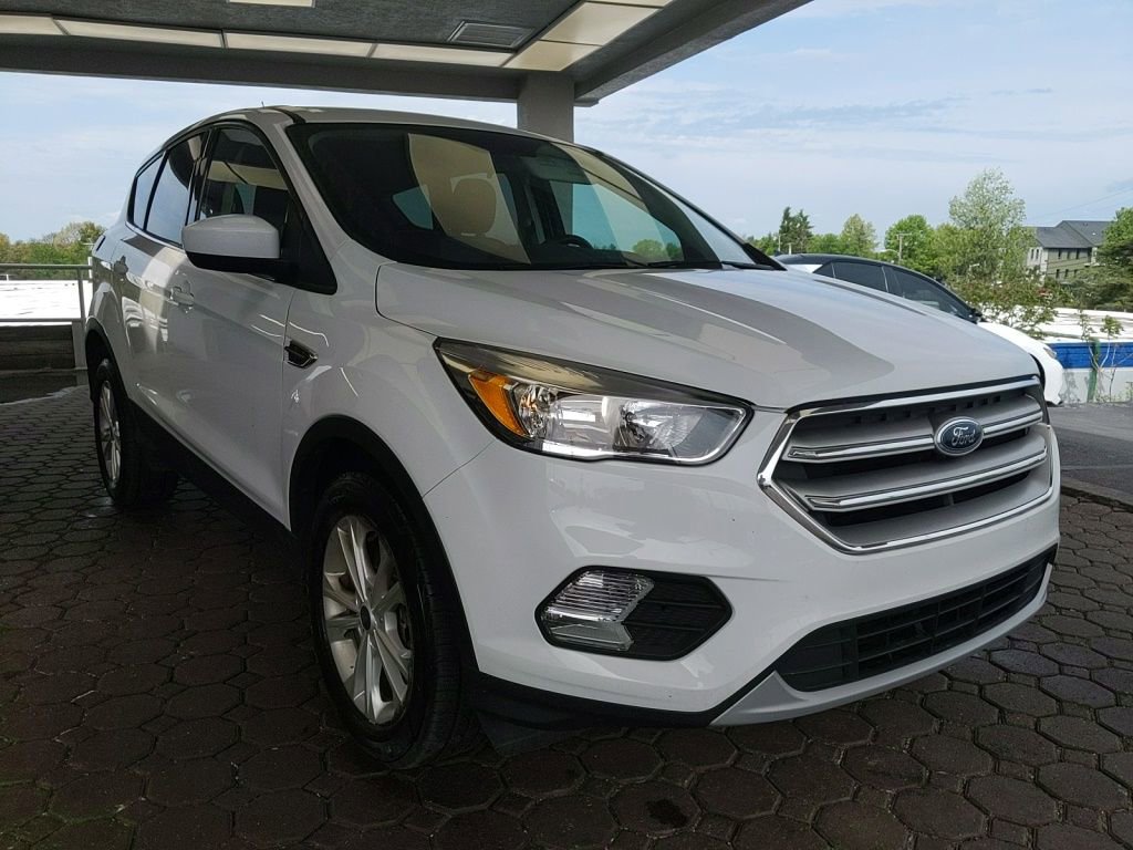 Used 2019 Ford Escape SE AWD/4WD image 4