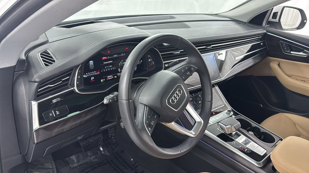 Used 2023 Audi Q8 Prestige image 38