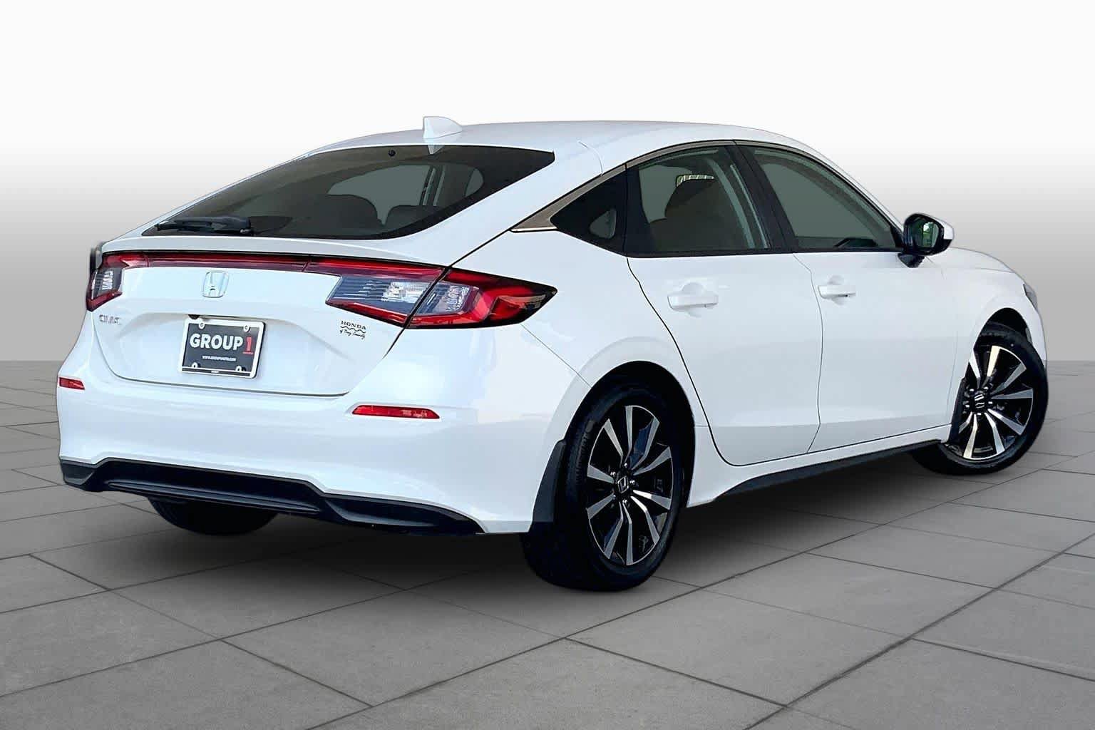 Used 2024 Honda Civic EX-L image 13