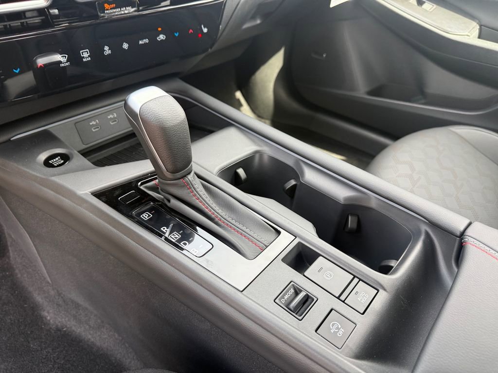 New 2026 Nissan Sentra SR w/ SR Premium Package FWD image 19