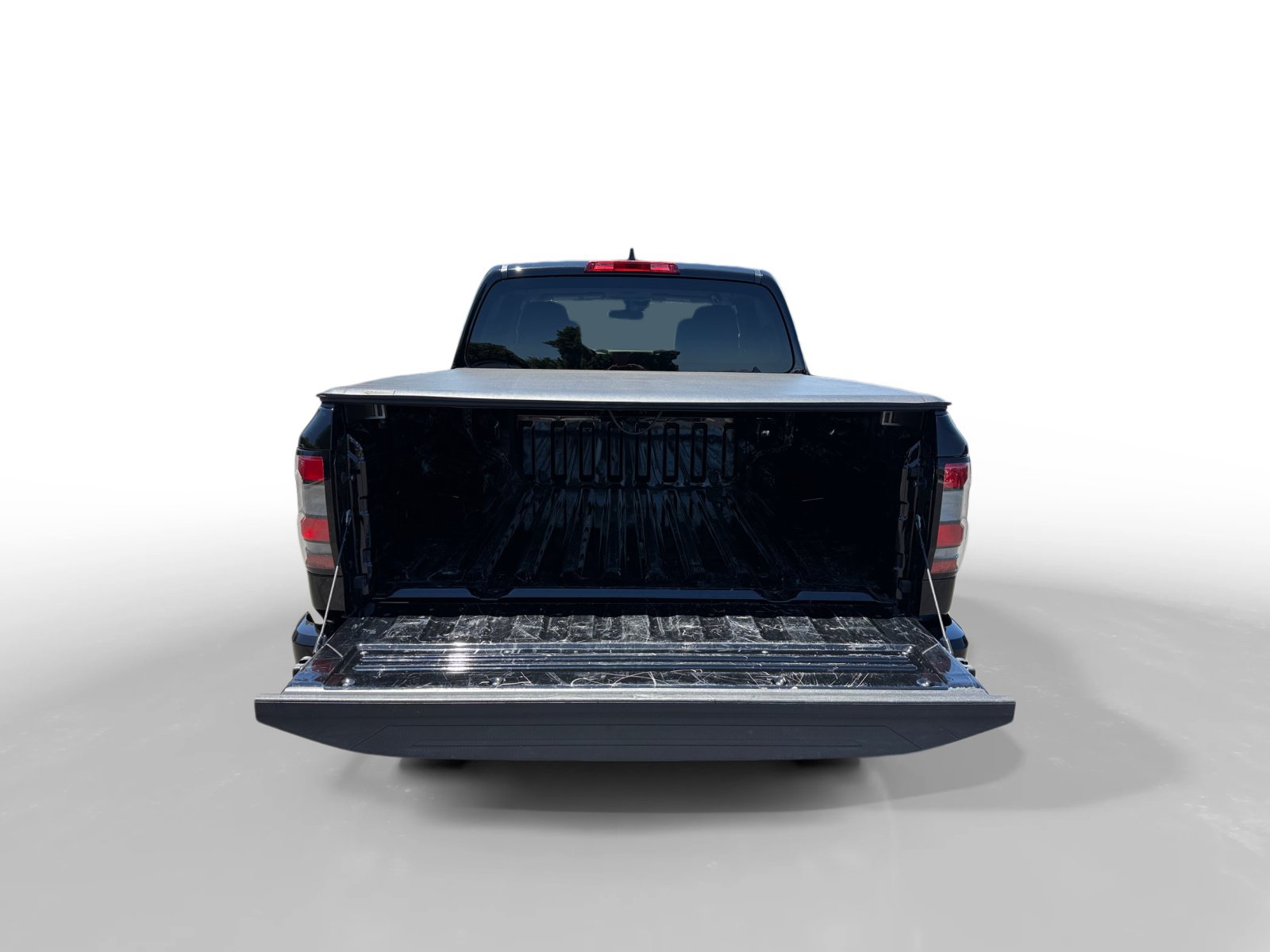 Used 2024 Nissan Frontier SV RWD image 17