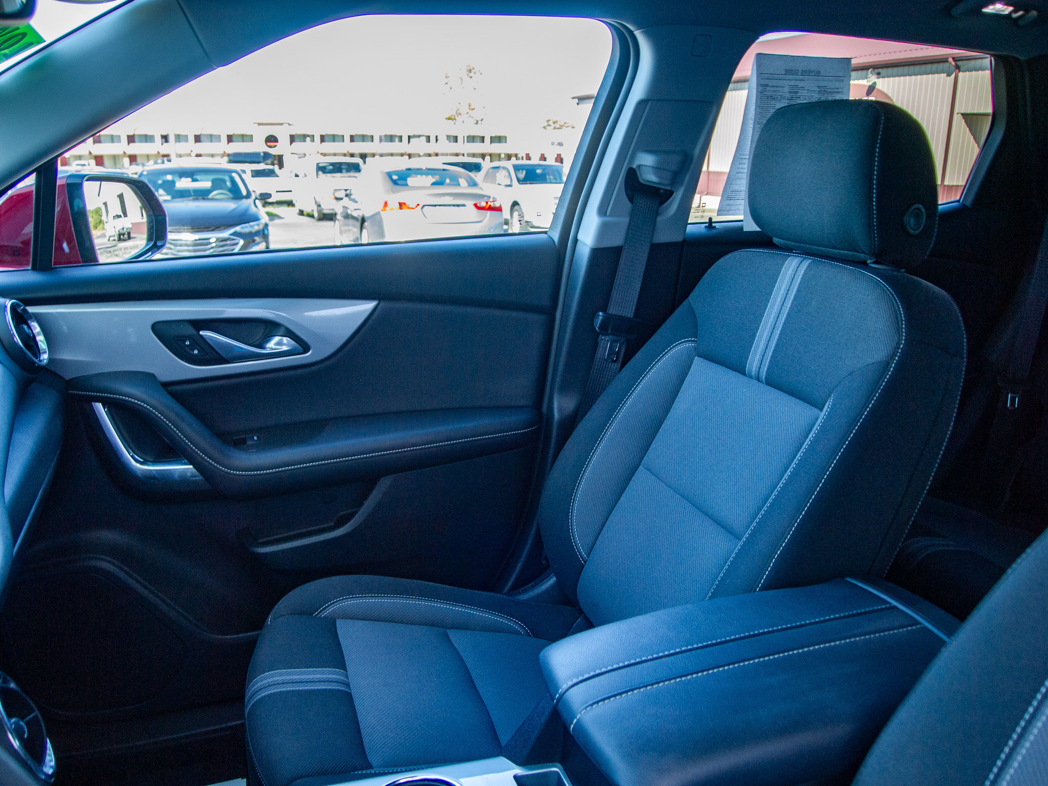 Used 2024 Chevrolet Blazer LT w/ Convenience Package FWD image 14