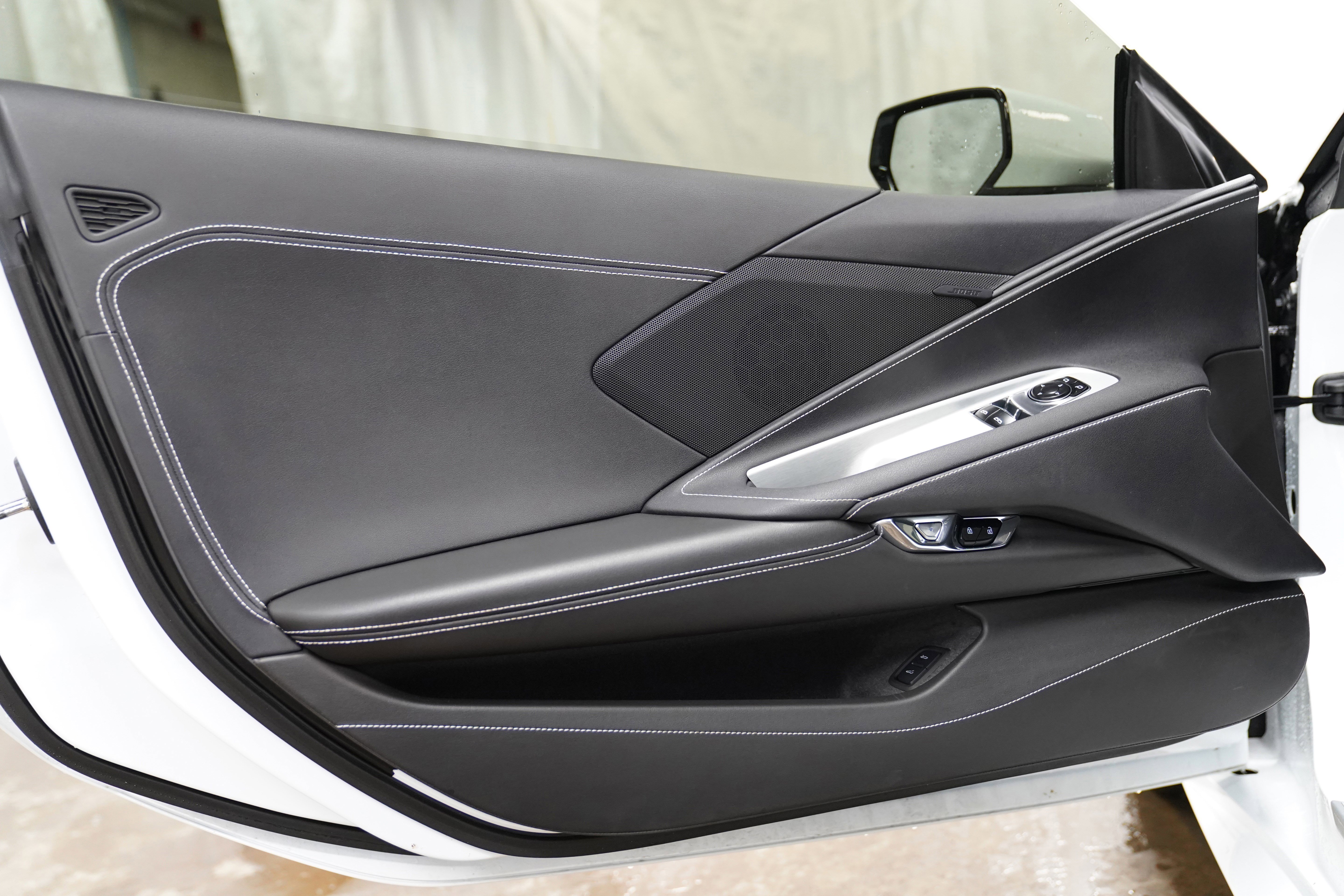 Used 2024 Chevrolet Corvette Stingray Coupe w/ 1LT RWD image 18