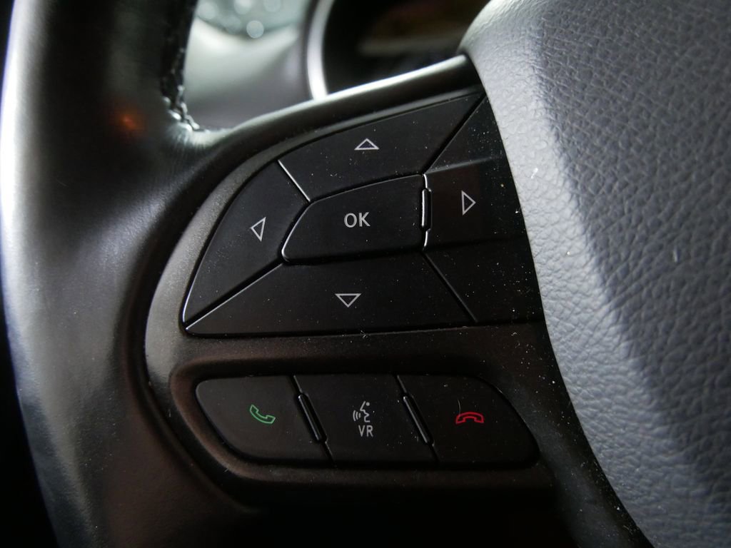 Used 2020 Jeep Cherokee Trailhawk w/ Cold Weather Group AWD/4WD image 21
