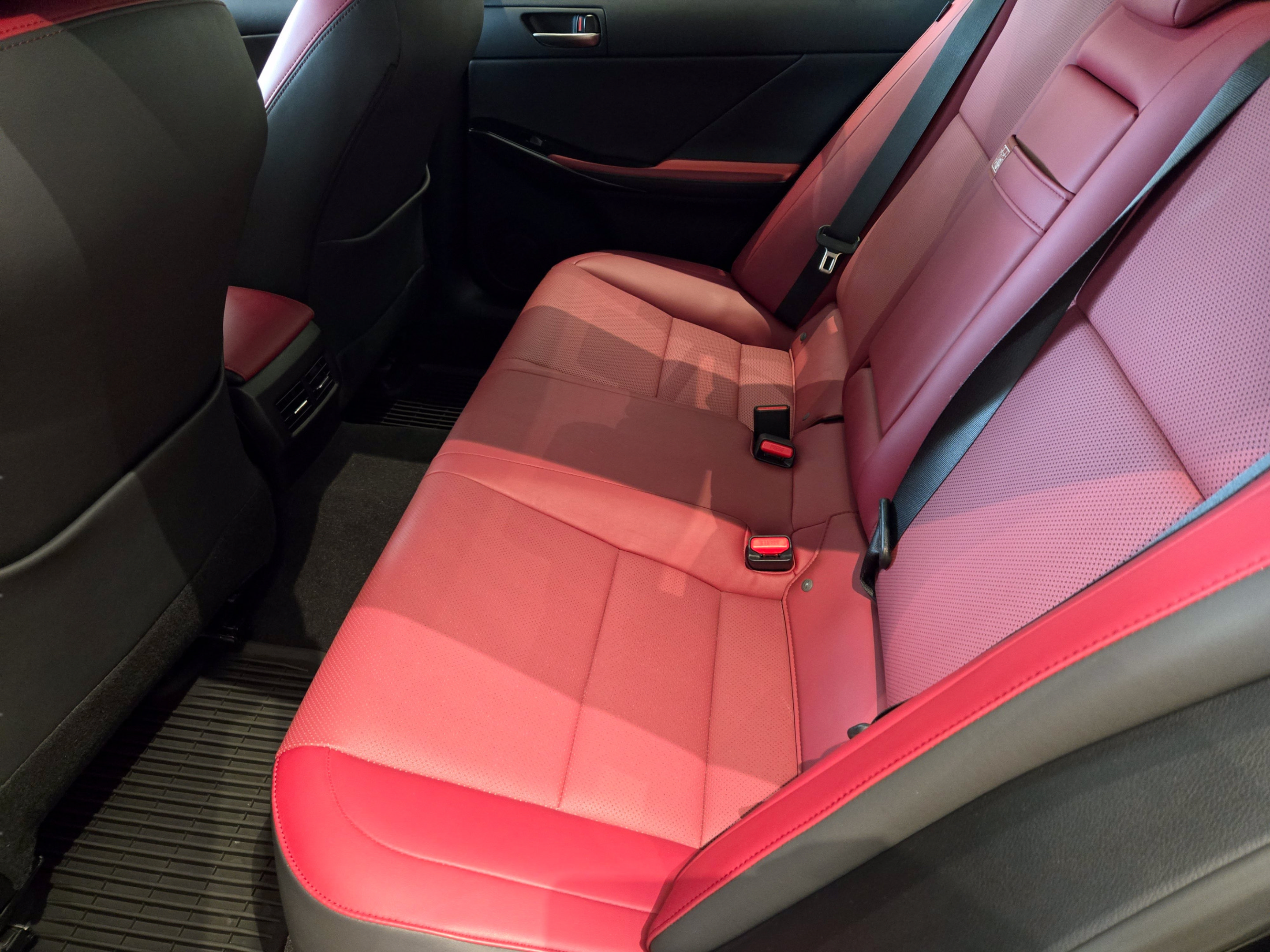 Certified 2025 Lexus IS 300 F Sport w/ Navigation Package RWD image 21