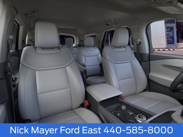 New 2026 Ford Explorer Active w/ Active Comfort Package AWD/4WD image 11