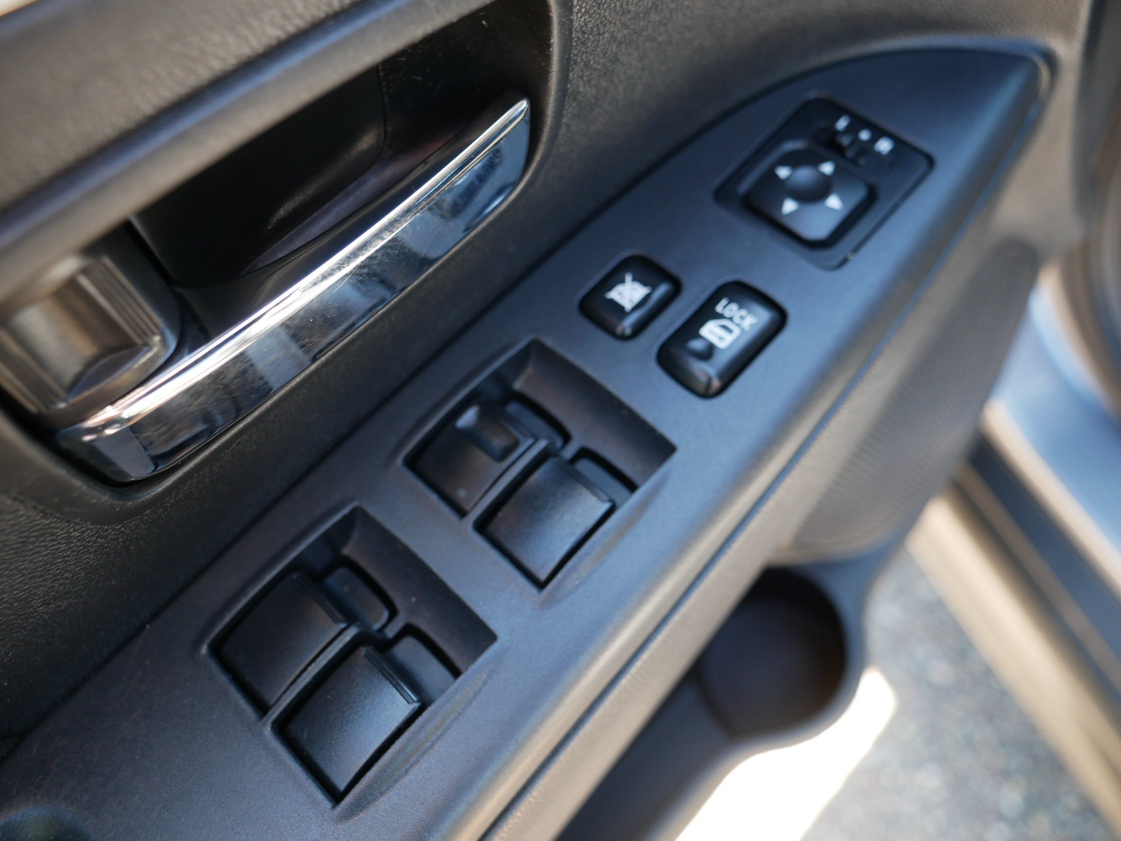 Used 2017 Mitsubishi Outlander Sport LE AWD/4WD image 19