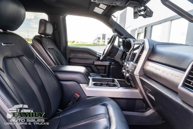 Used 2022 Ford F250 Platinum w/ FX4 Off-Road Package AWD/4WD image 25