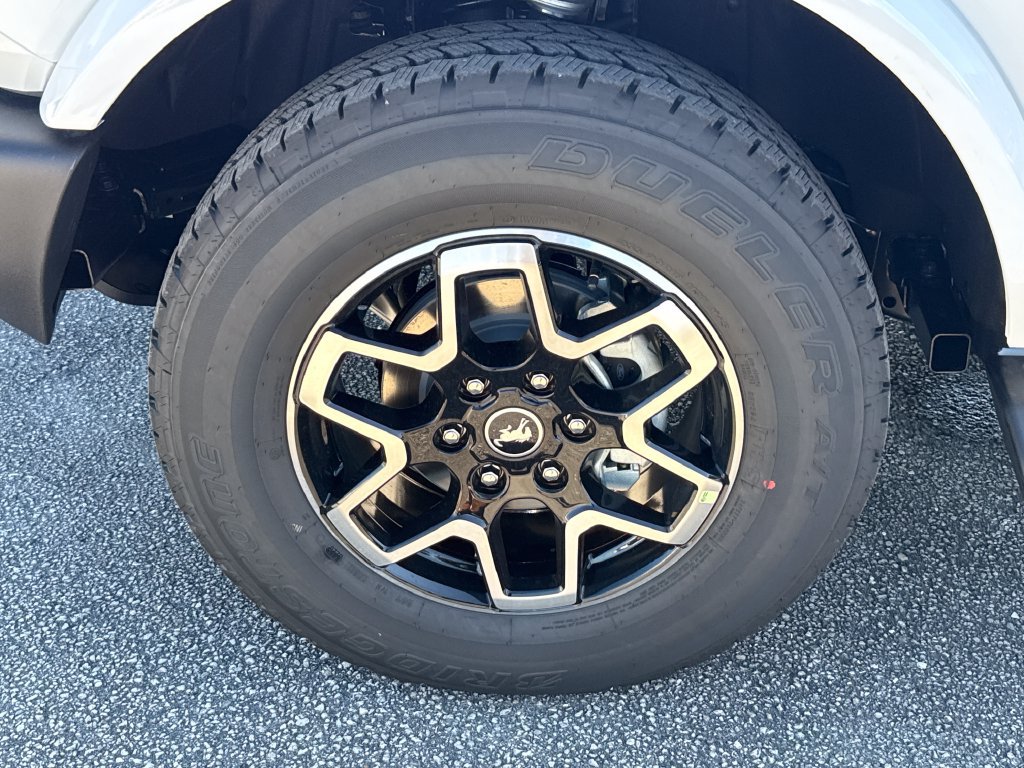 New 2026 Ford Bronco Outer Banks AWD/4WD image 10