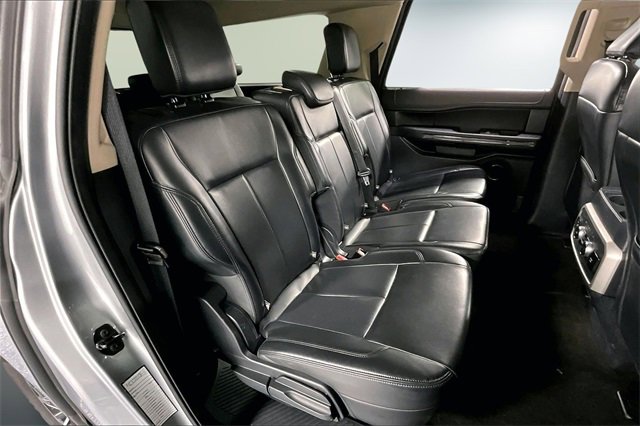 Used 2023 Ford Expedition Max XLT image 25