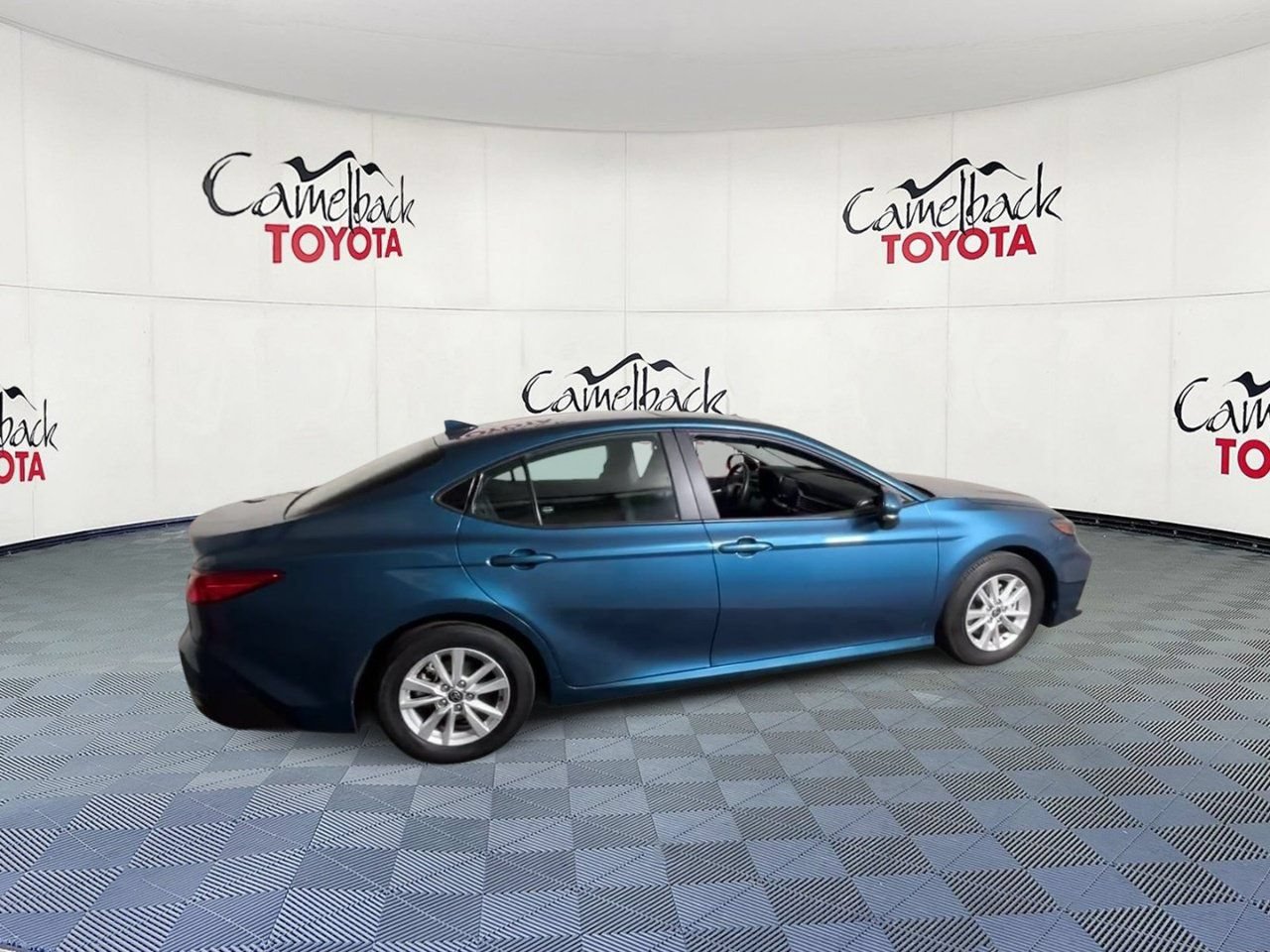 Used 2025 Toyota Camry LE w/ Convenience Package FWD image 3