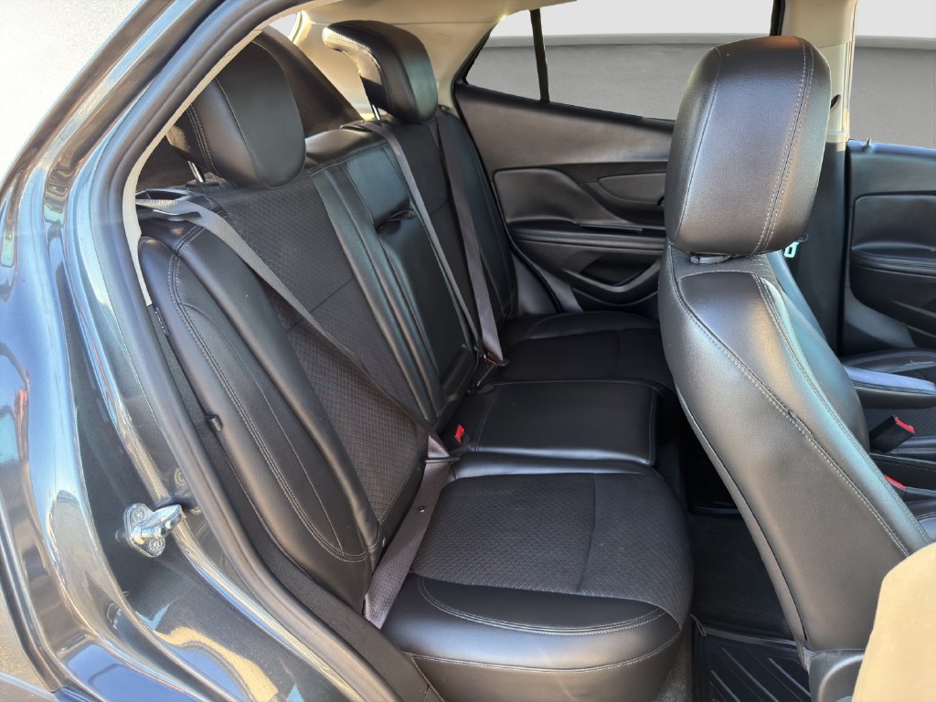 Used 2018 Buick Encore Preferred FWD image 19
