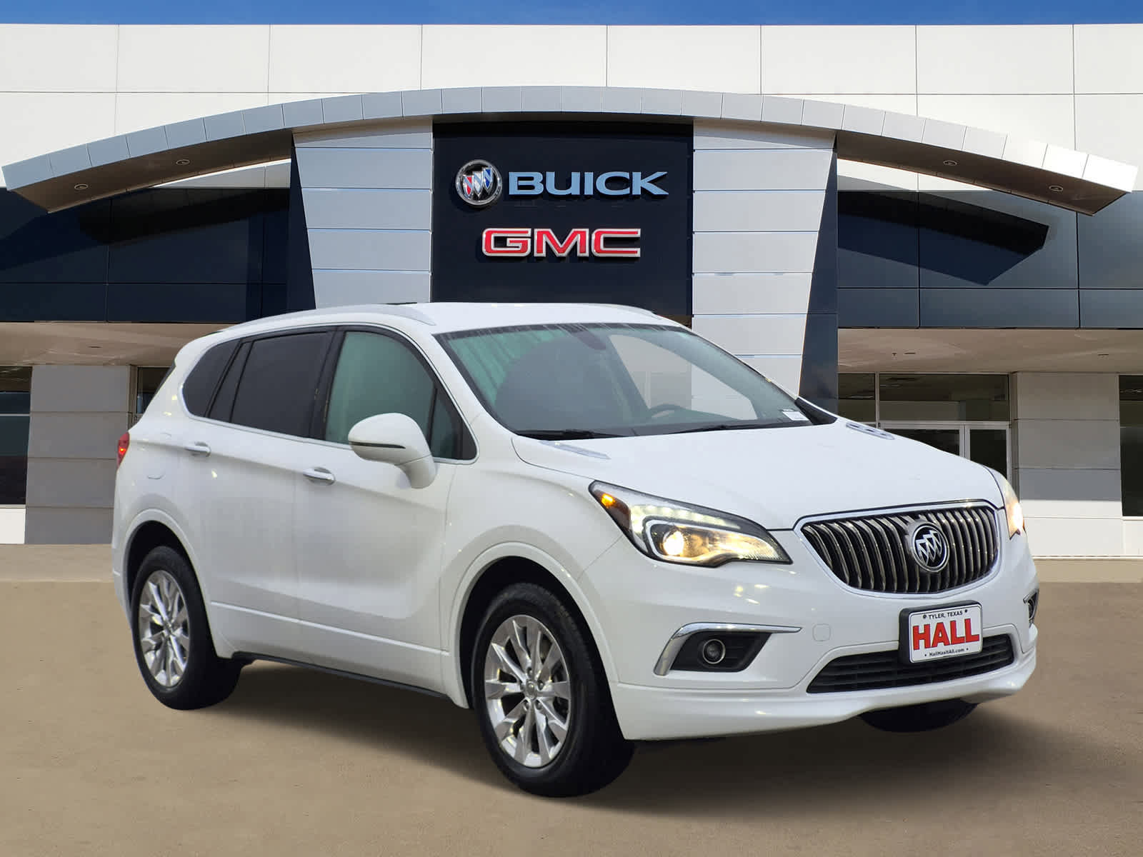 Used 2017 Buick Envision Essence image 1