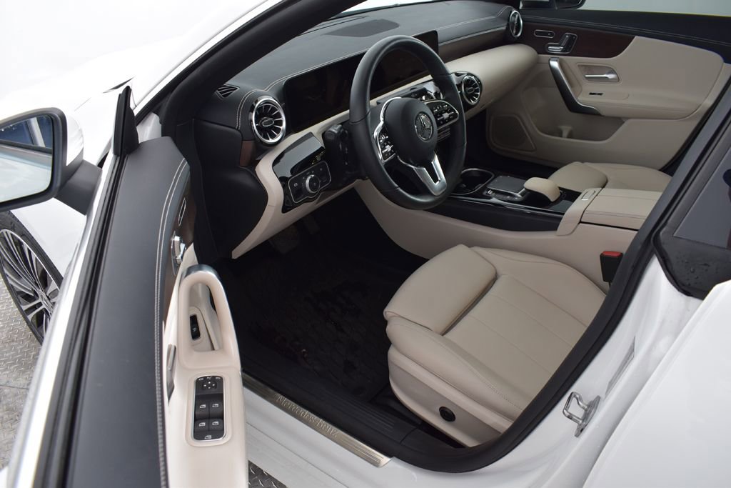 Used 2023 Mercedes-Benz CLA 250 4MATIC image 13