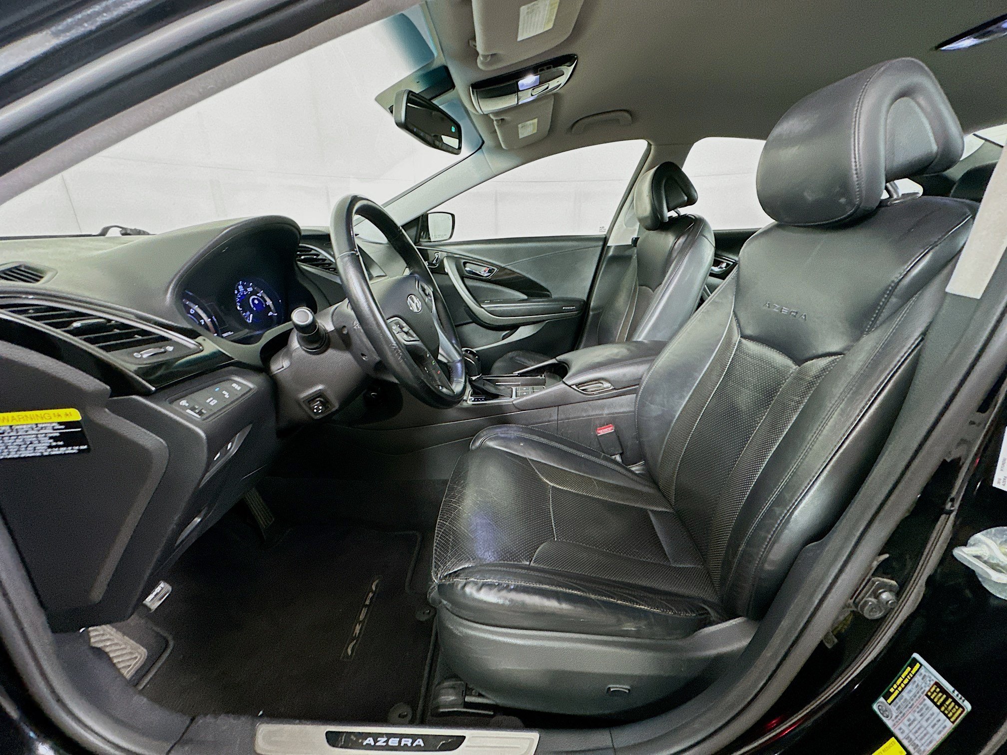Used 2016 Hyundai Azera FWD image 13