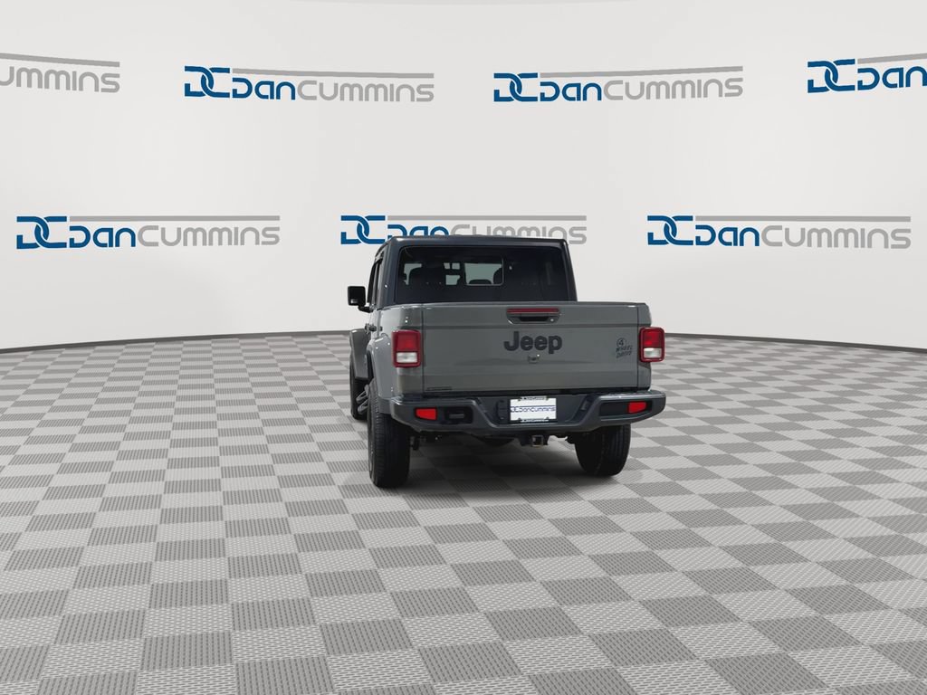 Used 2021 Jeep Gladiator Sport AWD/4WD image 8
