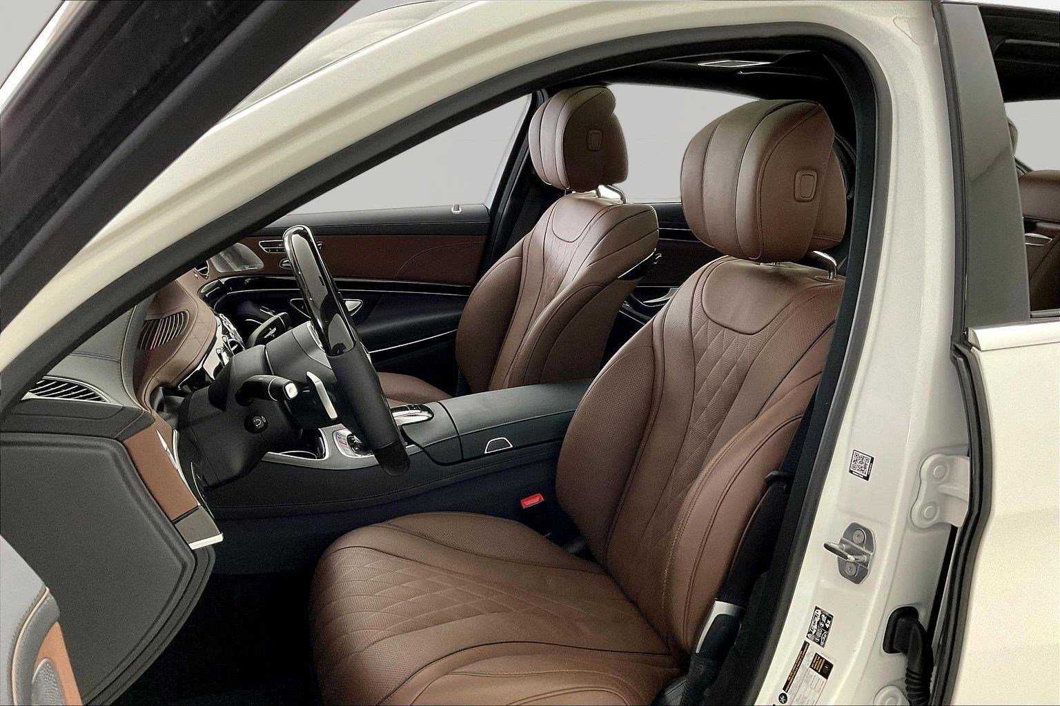 Used 2019 Mercedes-Benz S 560 4MATIC Sedan image 21