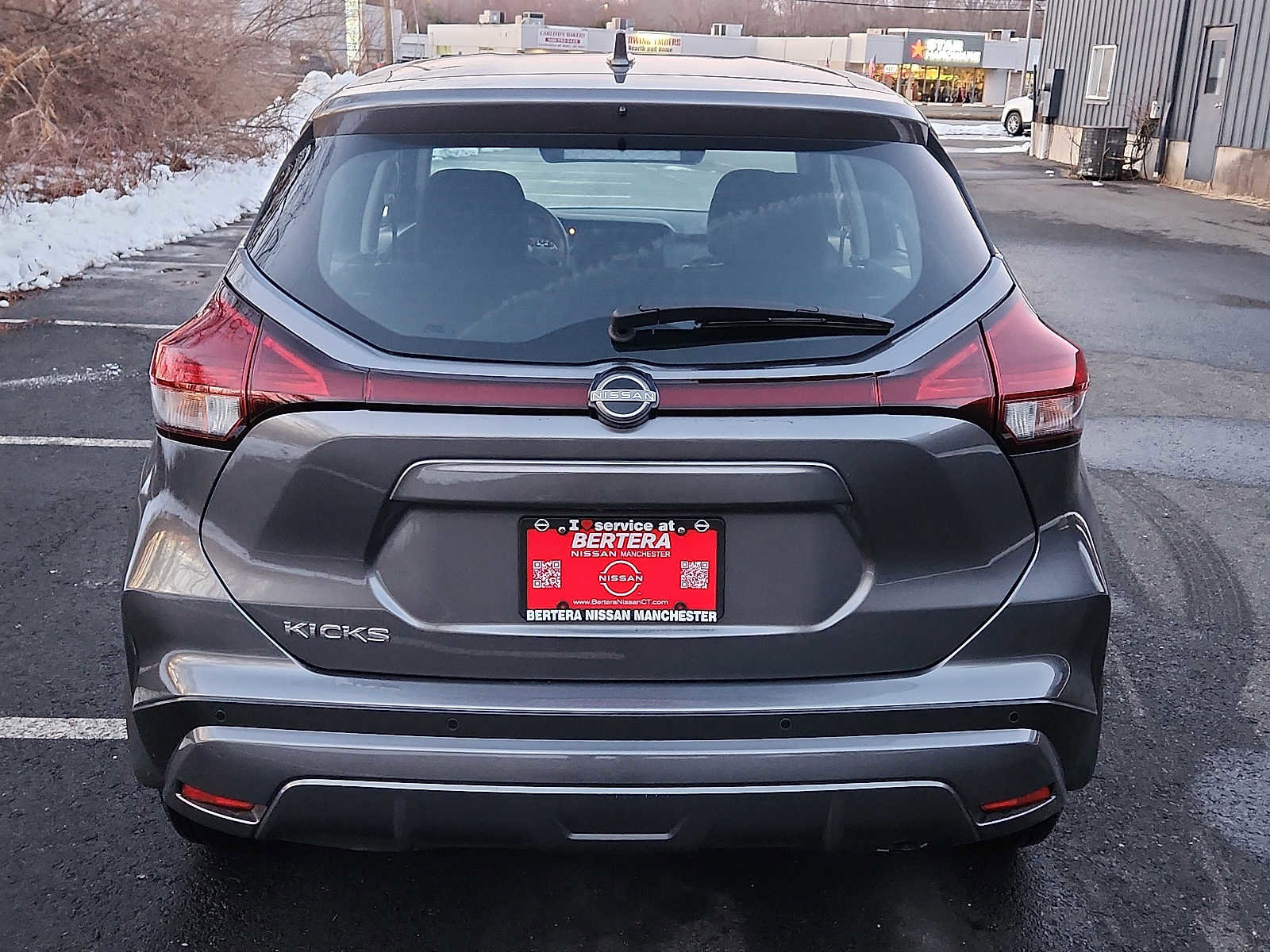 Used 2023 Nissan Kicks S image 5