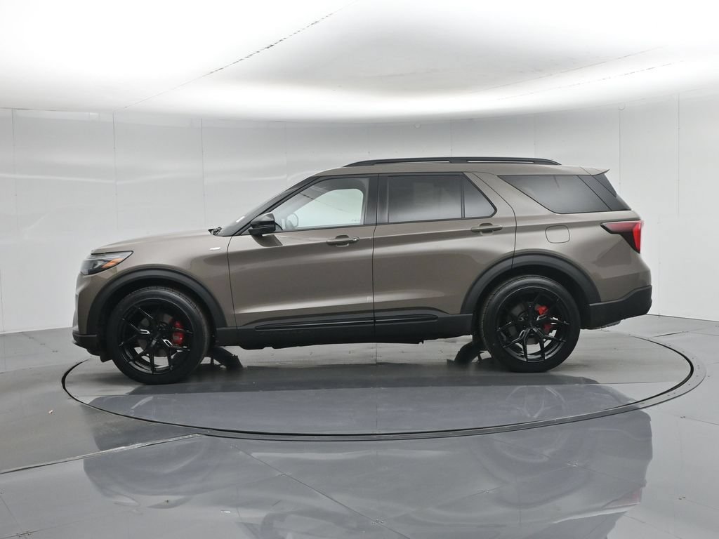 New 2026 Ford Explorer ST-Line w/ ST-Line Street Pack RWD image 29