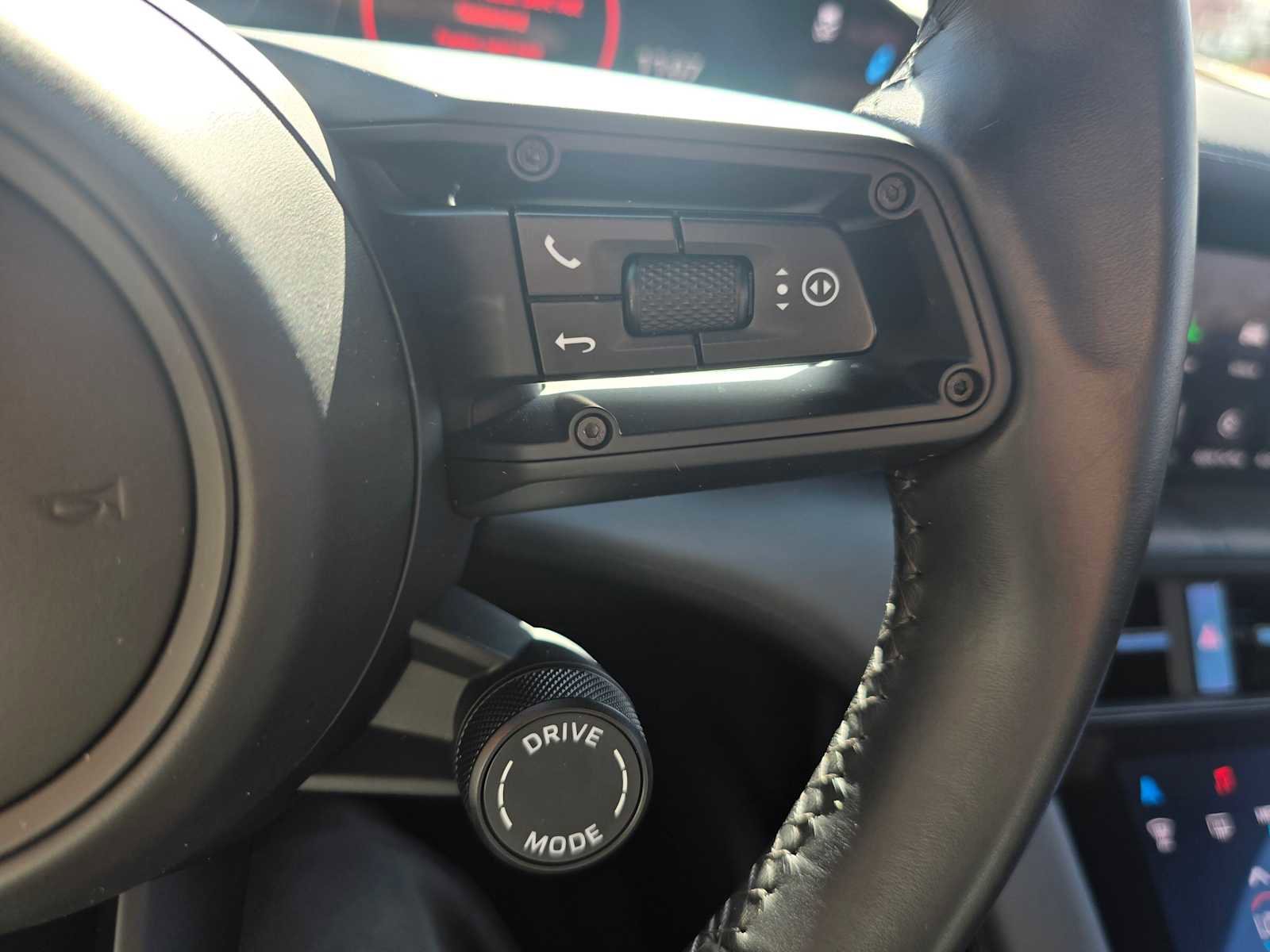 Used 2024 Porsche Taycan Turbo image 32