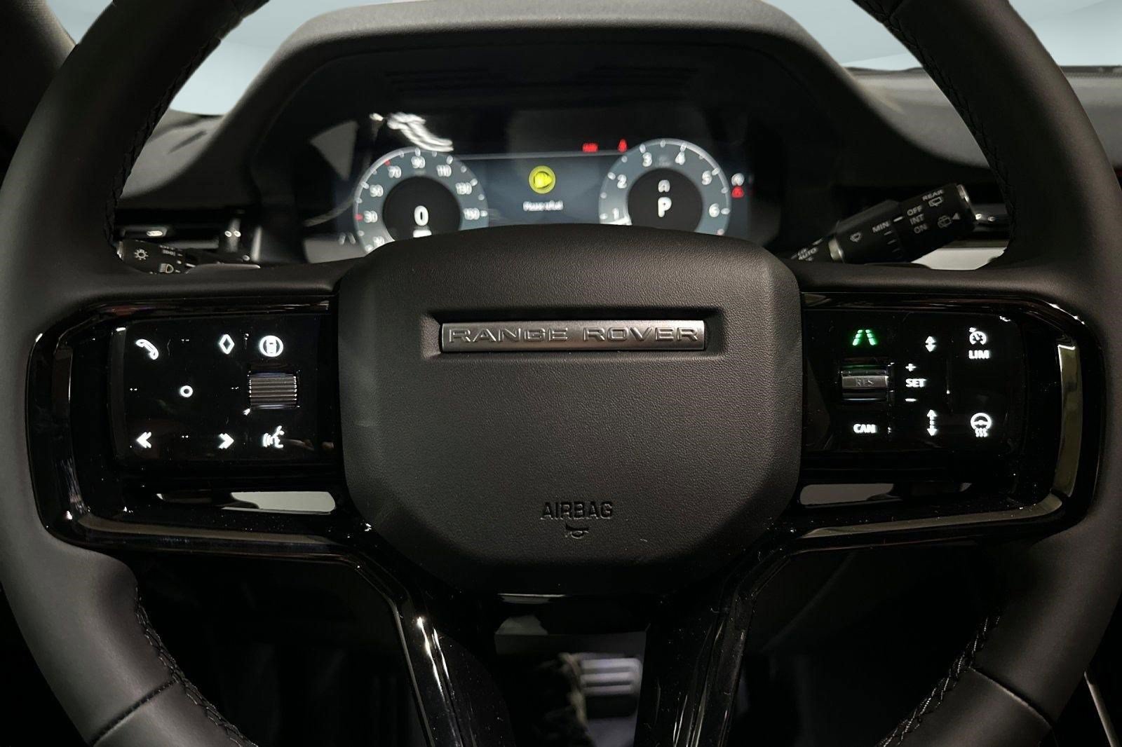 Used 2026 Land Rover Range Rover Evoque S AWD/4WD image 16