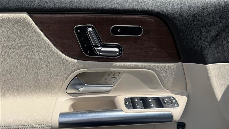 Used 2021 Mercedes-Benz GLA 250 4MATIC image 14