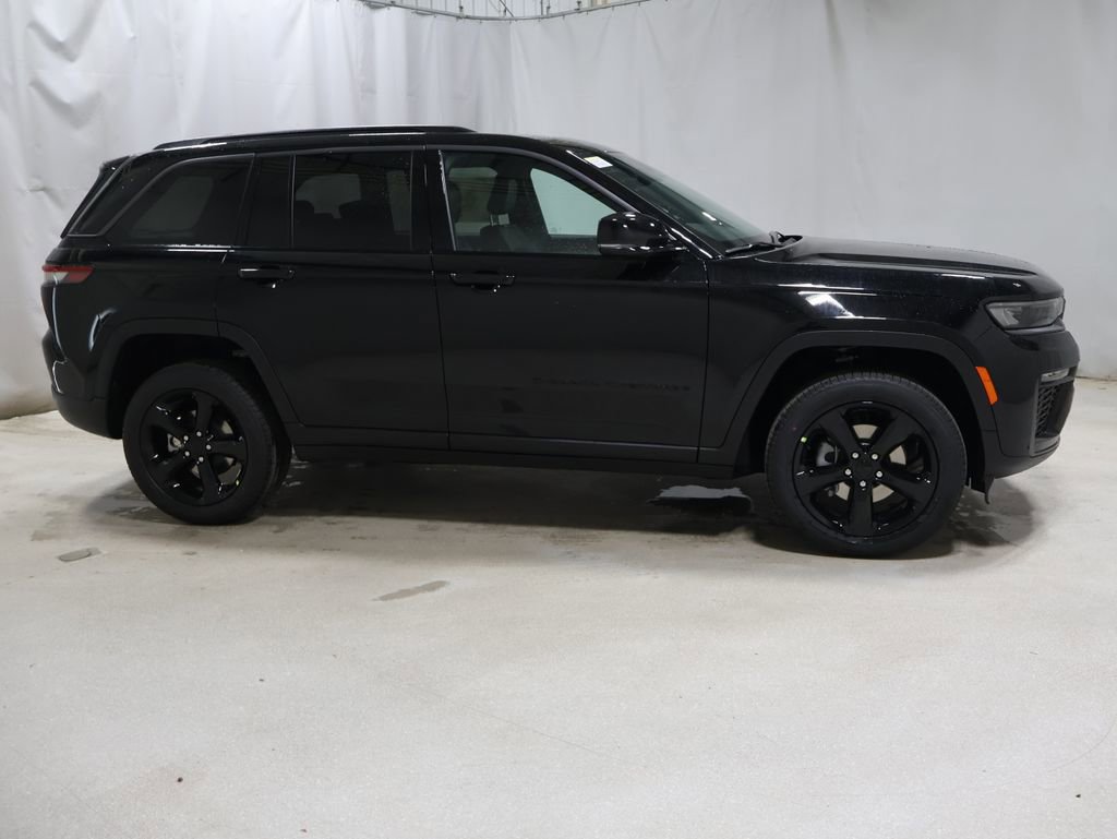 New 2026 Jeep Grand Cherokee Limited AWD/4WD image 8