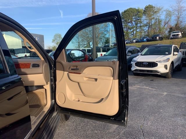 Used 2012 Chevrolet Tahoe LTZ image 14