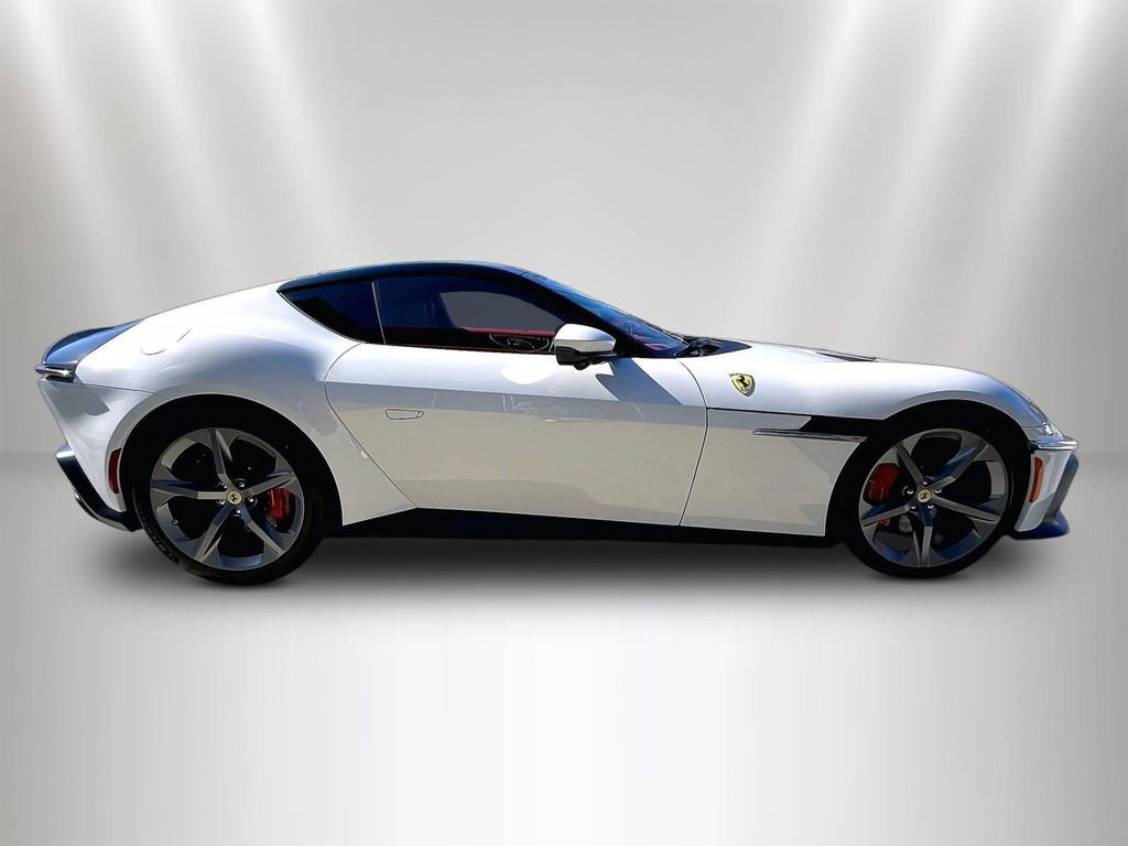 Used 2026 Ferrari 12Cilindri image 6