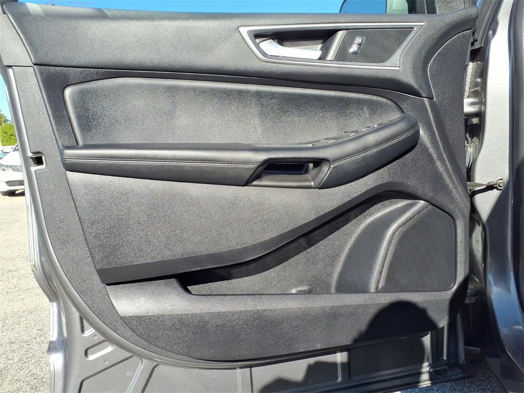 Used 2021 Ford Edge SEL w/ Convenience Package image 21