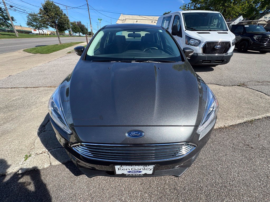 Used 2016 Ford Focus Titanium w/ Titanium Cold Weather Package FWD image 8