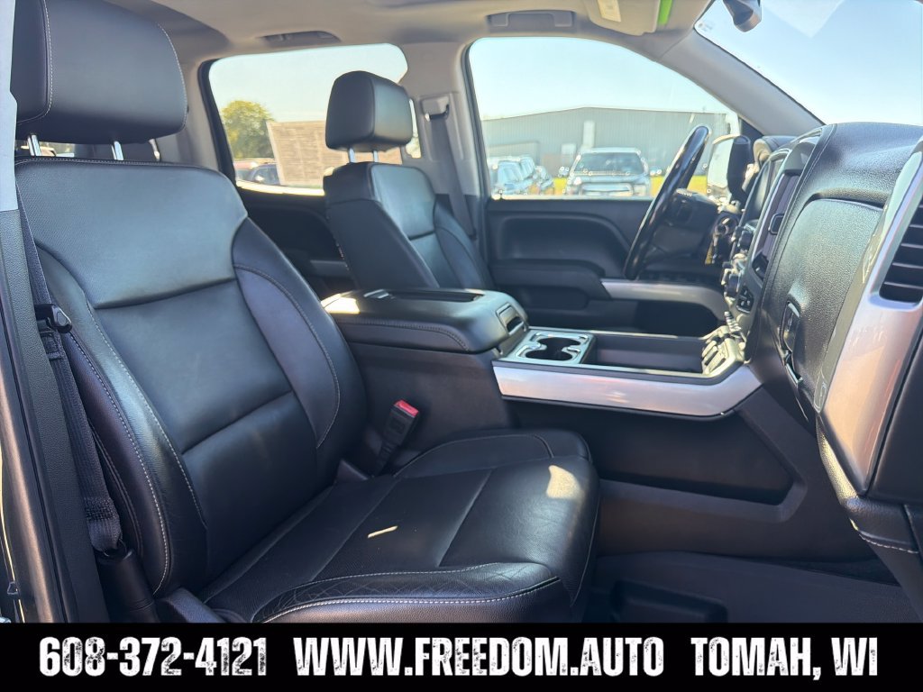 Used 2017 Chevrolet Silverado 1500 LTZ Z71 w/ LTZ Plus Package AWD/4WD image 35