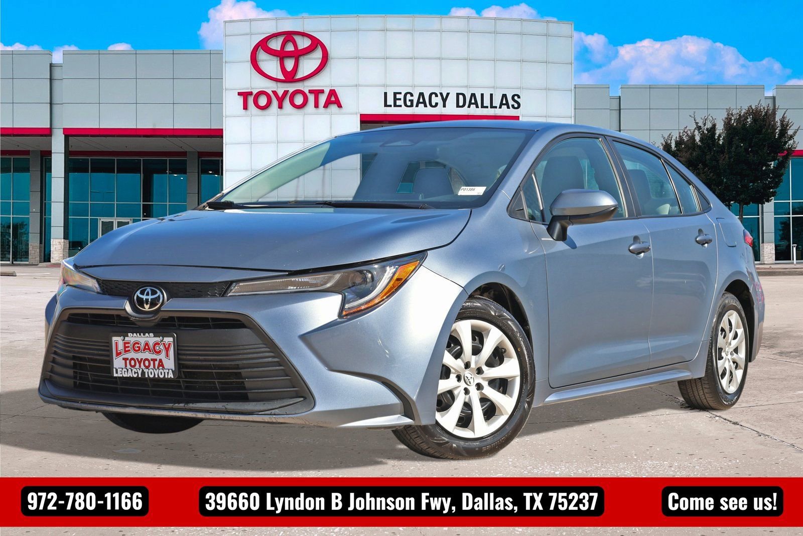 Used 2023 Toyota Corolla LE image 1