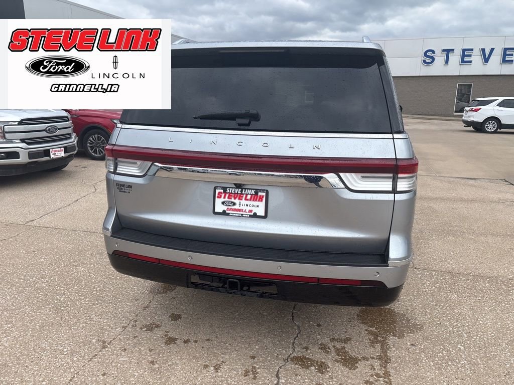 Used 2022 Lincoln Navigator L Reserve image 7