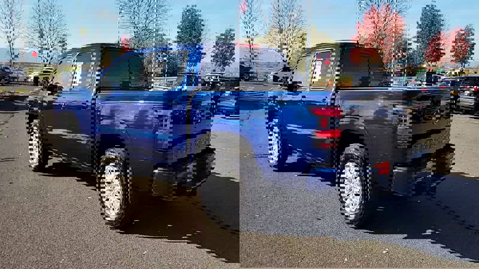 Used 2023 Nissan Frontier SV w/ SV Convenience Package image 6