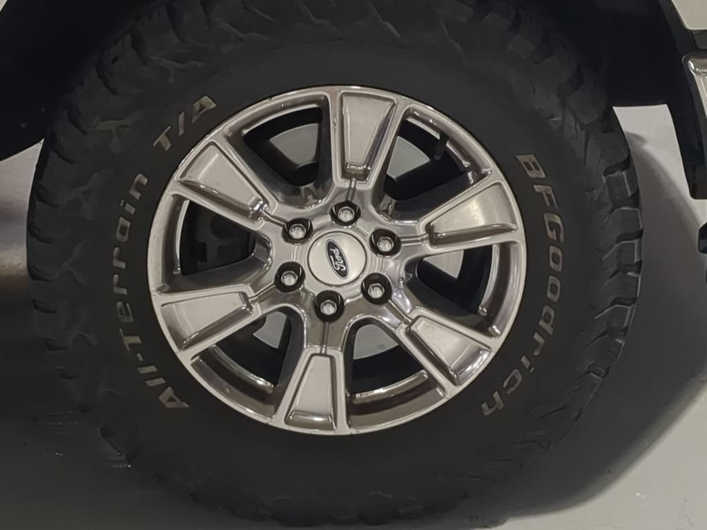 Used 2016 Ford F150 XLT w/ Equipment Group 301A Mid AWD/4WD image 6