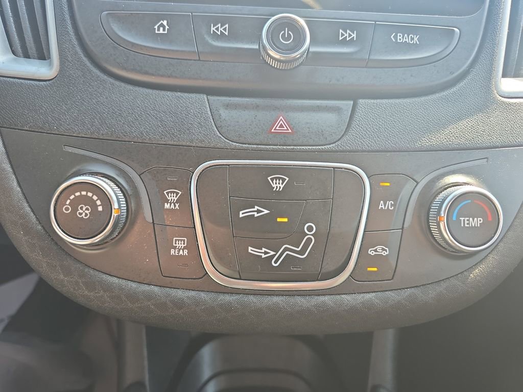 Used 2019 Chevrolet Malibu LS image 26