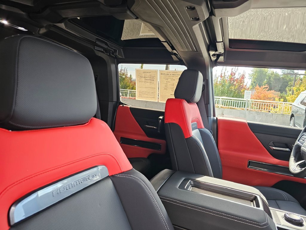 Used 2026 GMC Hummer EV 3X AWD/4WD image 11