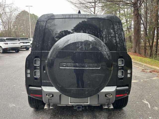 Certified 2024 Land Rover Defender 110 V8 image 8