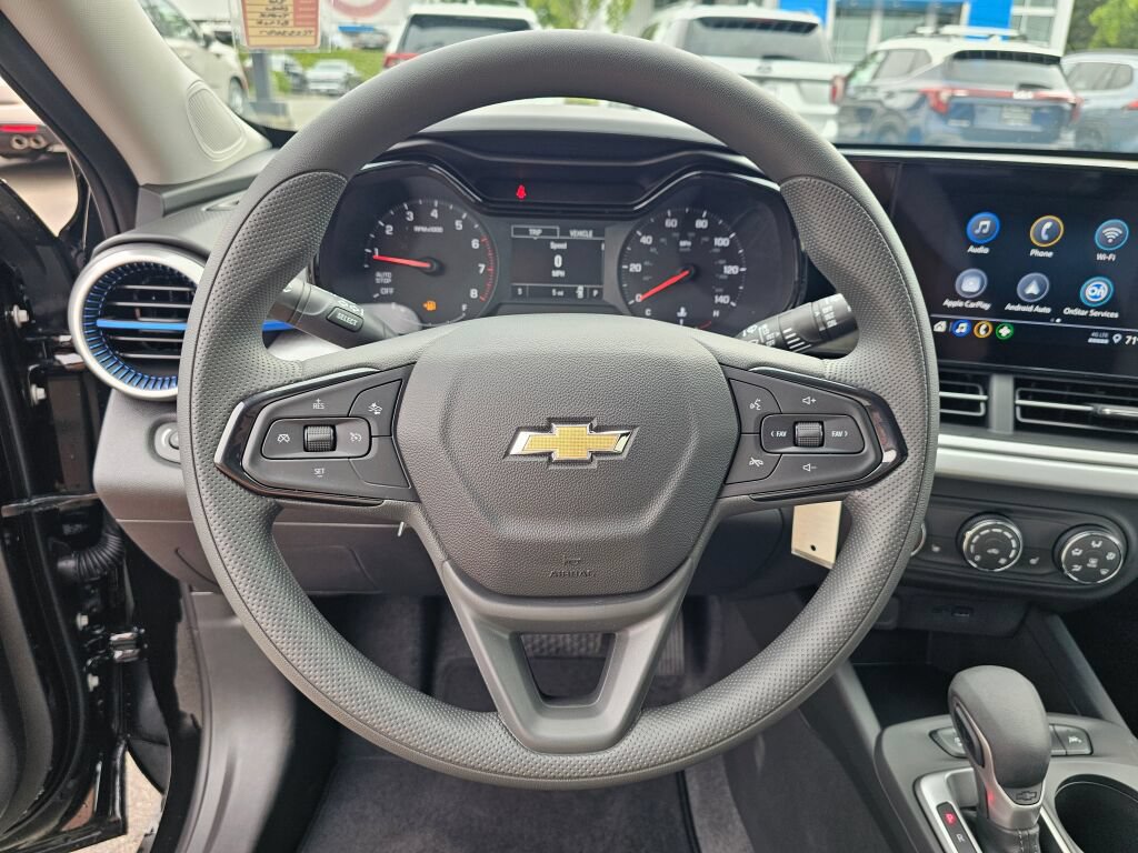 New 2026 Chevrolet Trax LS w/ LS Convenience Package FWD image 11