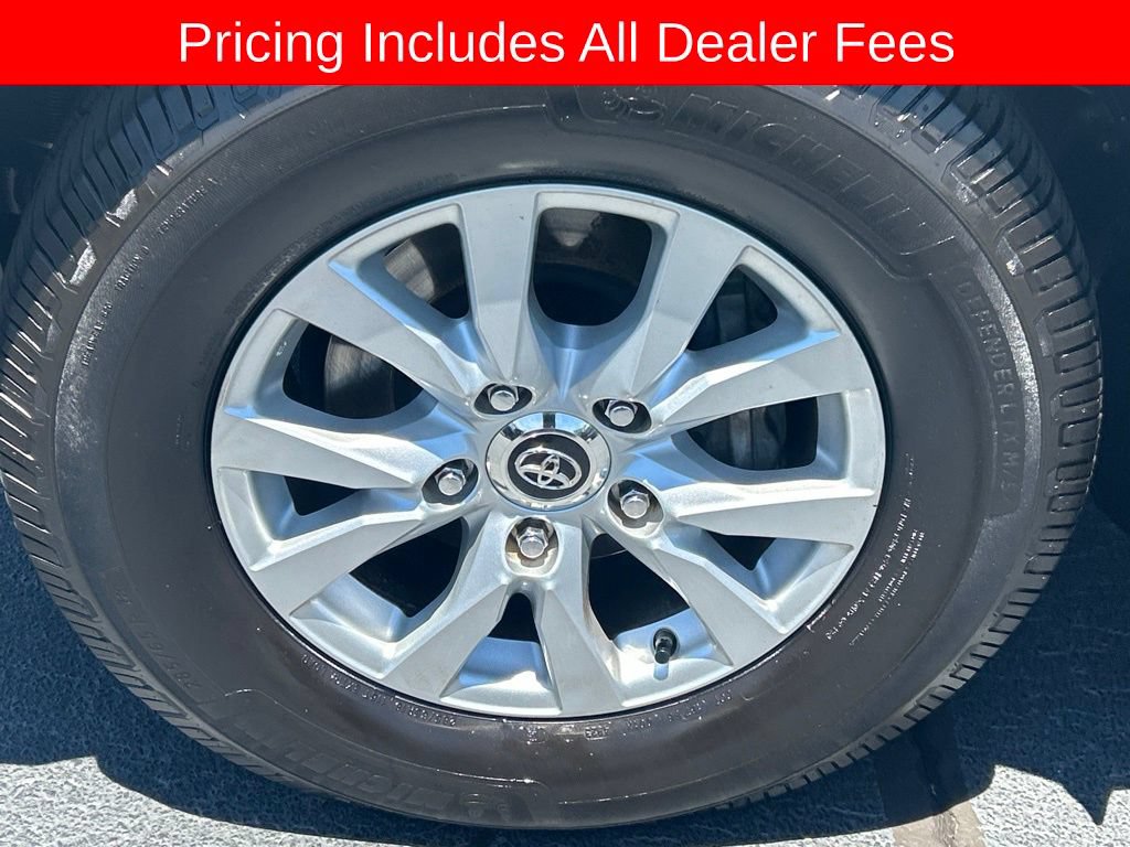 Used 2019 Toyota Land Cruiser AWD/4WD image 25