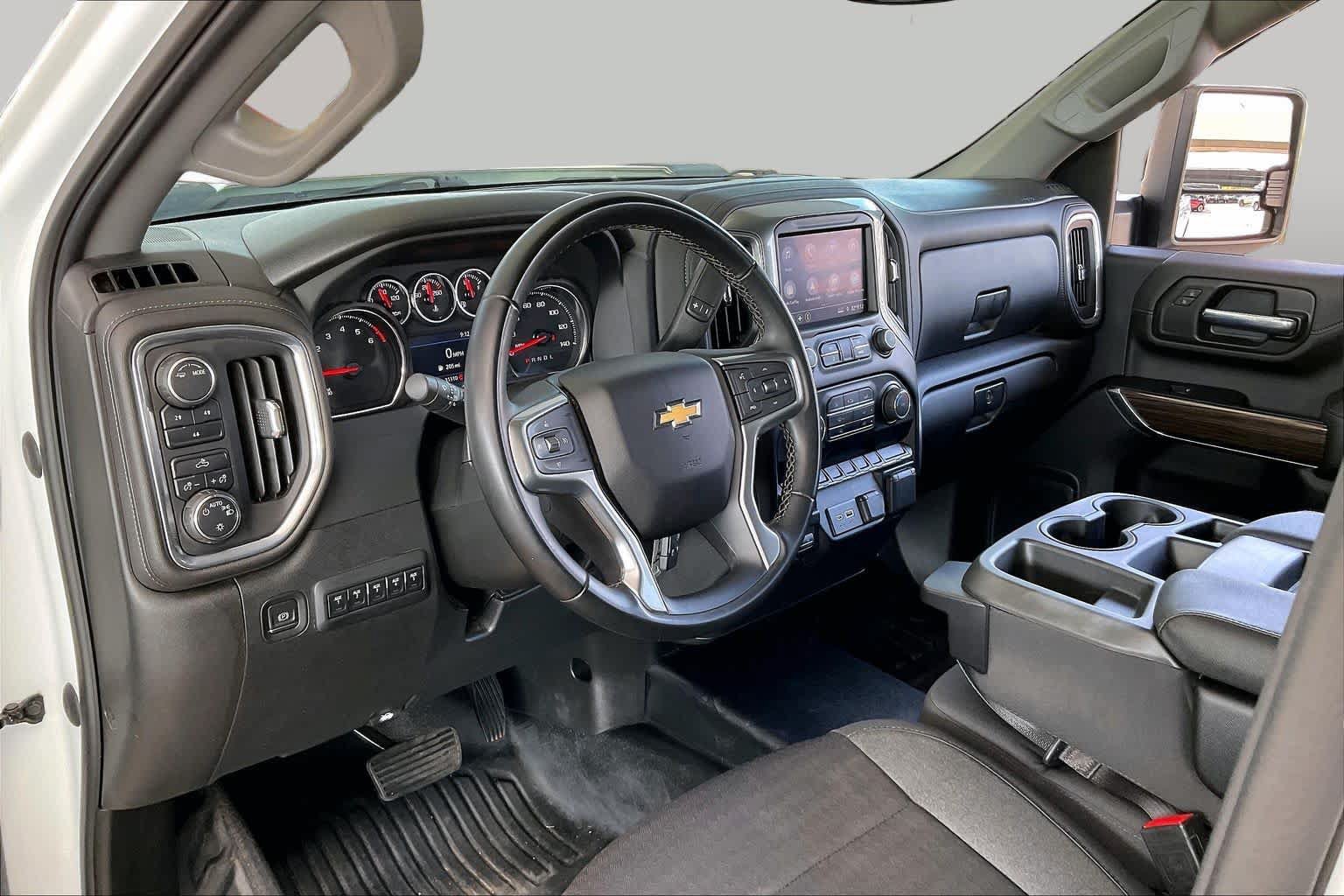 Used 2023 Chevrolet Silverado 2500 LT AWD/4WD image 16