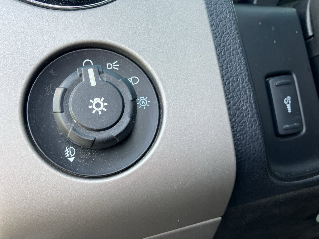 Used 2015 Ford Expedition Limited w/ Equipment Group 301A image 14