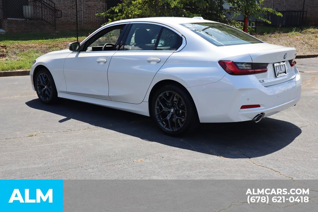 Used 2025 BMW 330i Sedan image 9