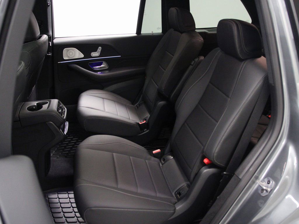 New 2026 Mercedes-Benz GLS 450 4MATIC image 13