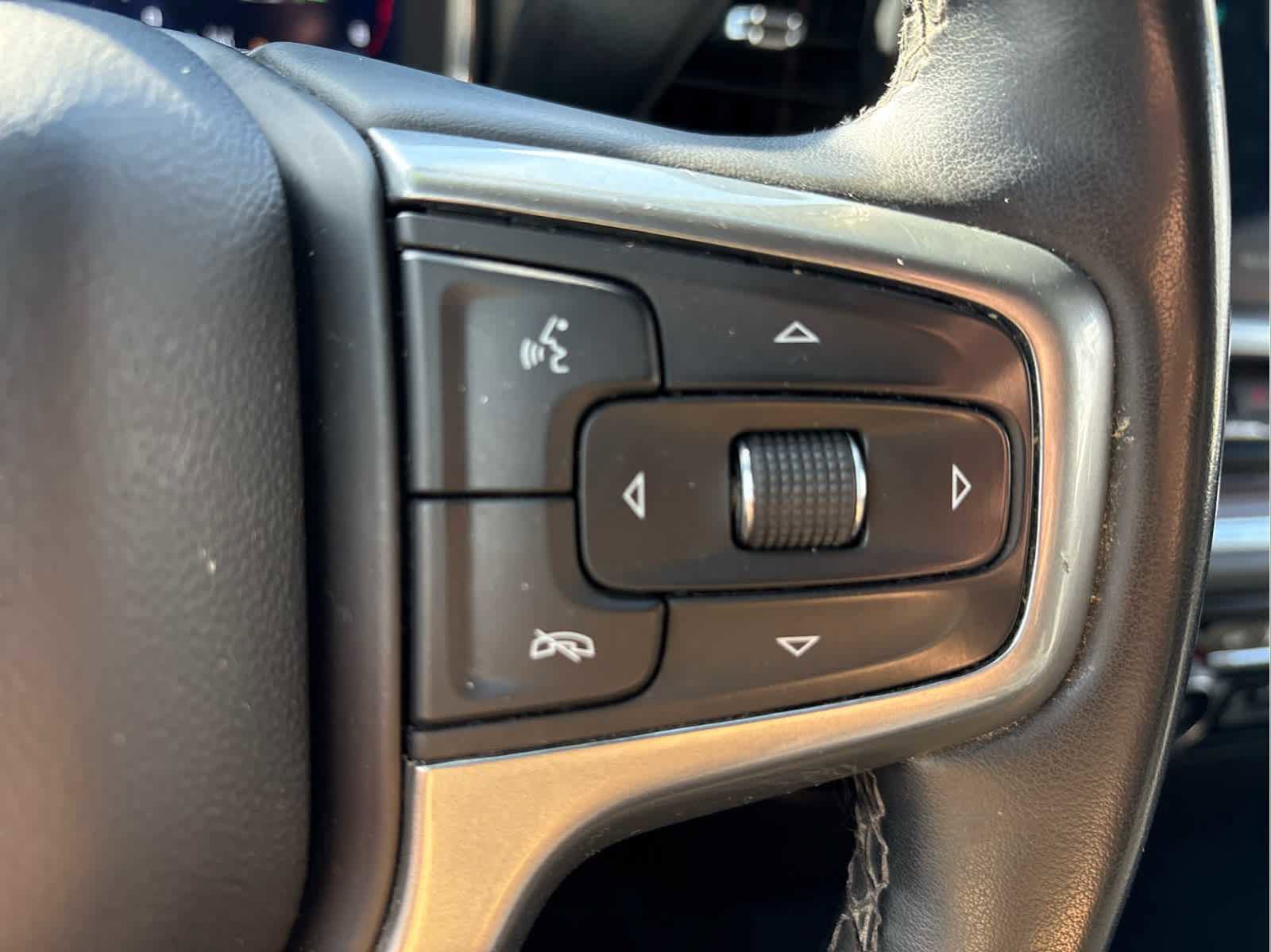 Used 2024 Chevrolet Silverado 2500 LT image 27