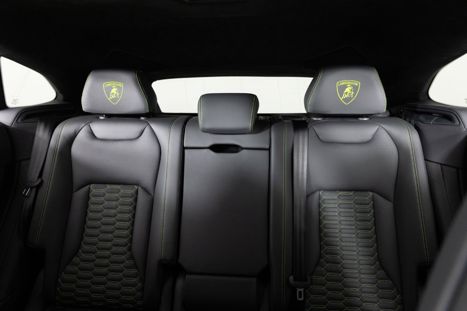 Used 2021 Lamborghini Urus AWD/4WD image 55