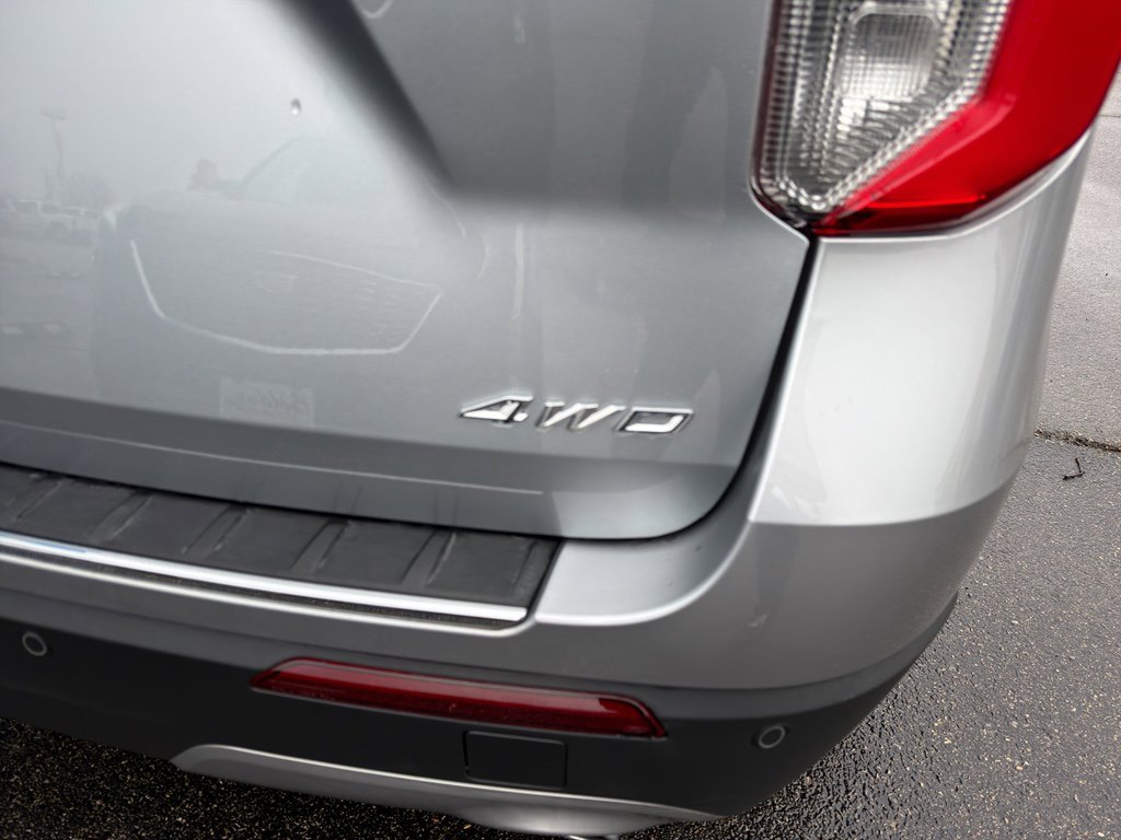 Used 2023 Ford Explorer Limited image 4
