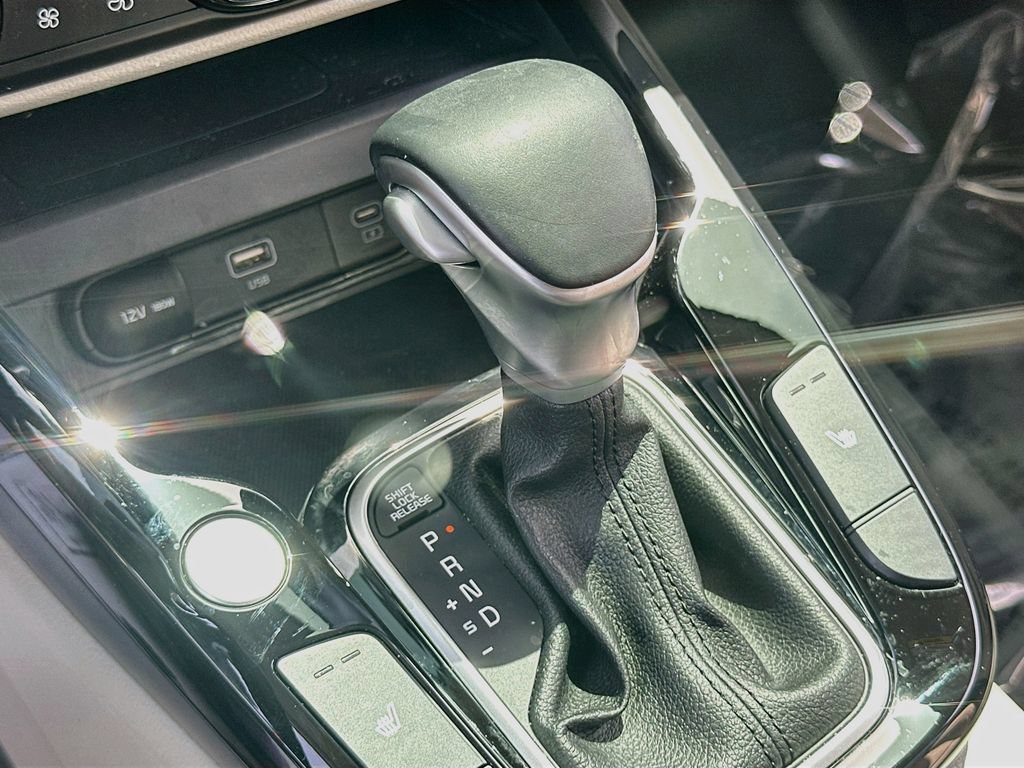 Certified 2024 Kia Soul EX FWD image 17